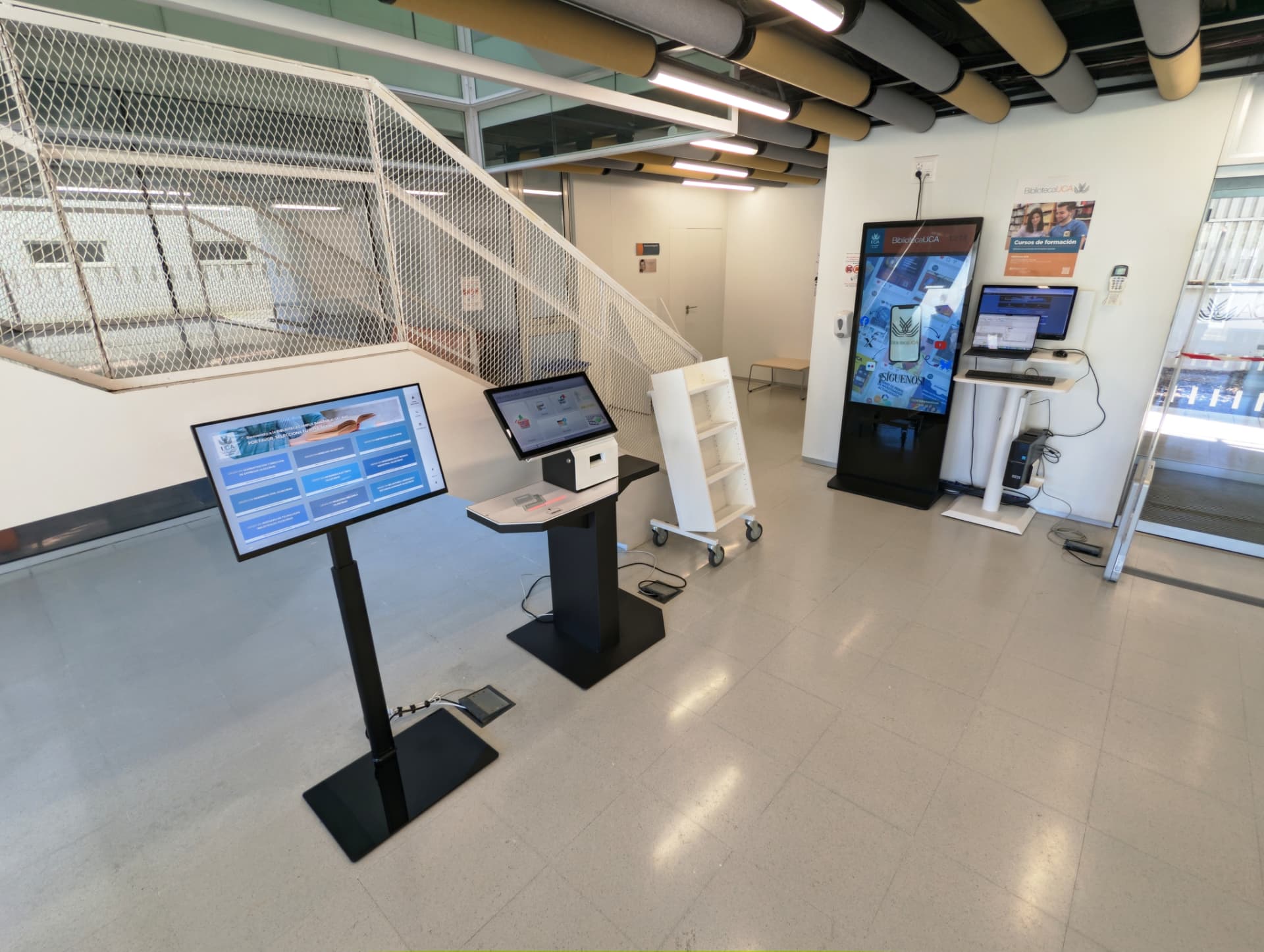 Complete installation - Algeciras Bay Campus Library at the University of Cadiz